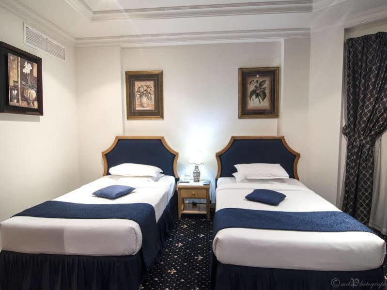 Cayam Hotel Doha Exterior photo